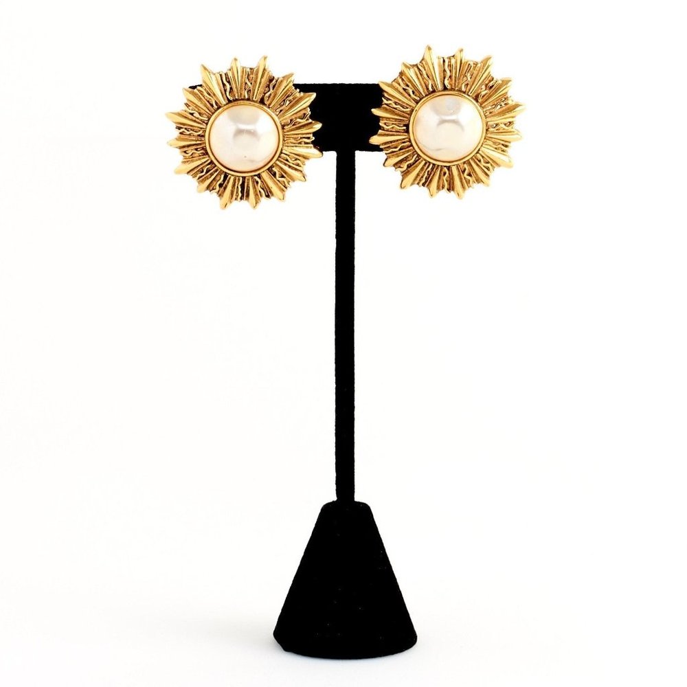 Authentic Chanel Vintage Gold Plated Starburst Earrings - Picture 2 of 5